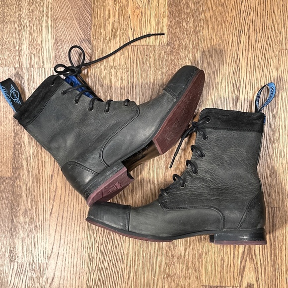 John Fluevog x Mini Cooper BBC Radio 6 Eyelet Black Leather Boots Mens US 7.5 - Picture 10 of 12